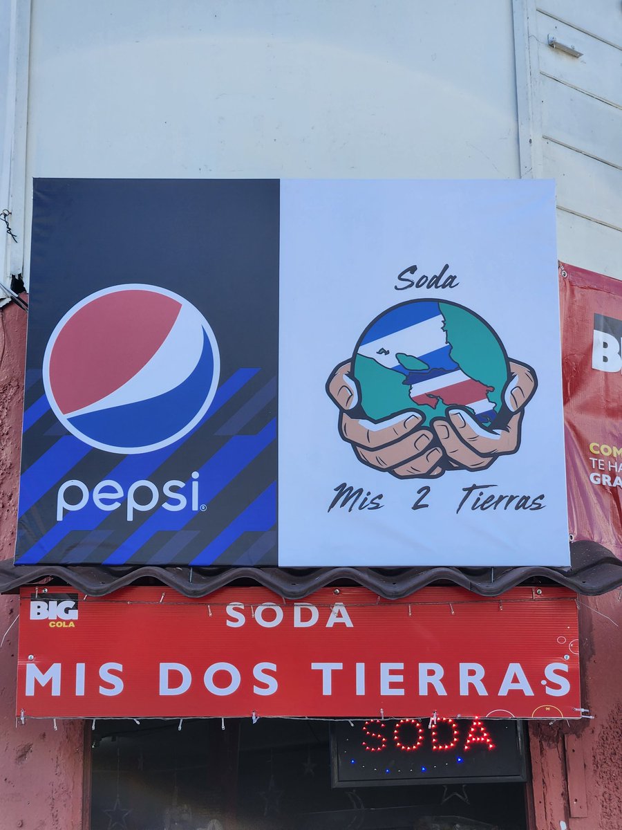 BasthianMM's tweet photo. Si van a las fiestas de Zapote y quieren comer rico y barato, vayan a la soda de mi mamá!
Está al costado sur del redondel (como por donde meten a los toros) https://t.co/C7DxLaTLKh