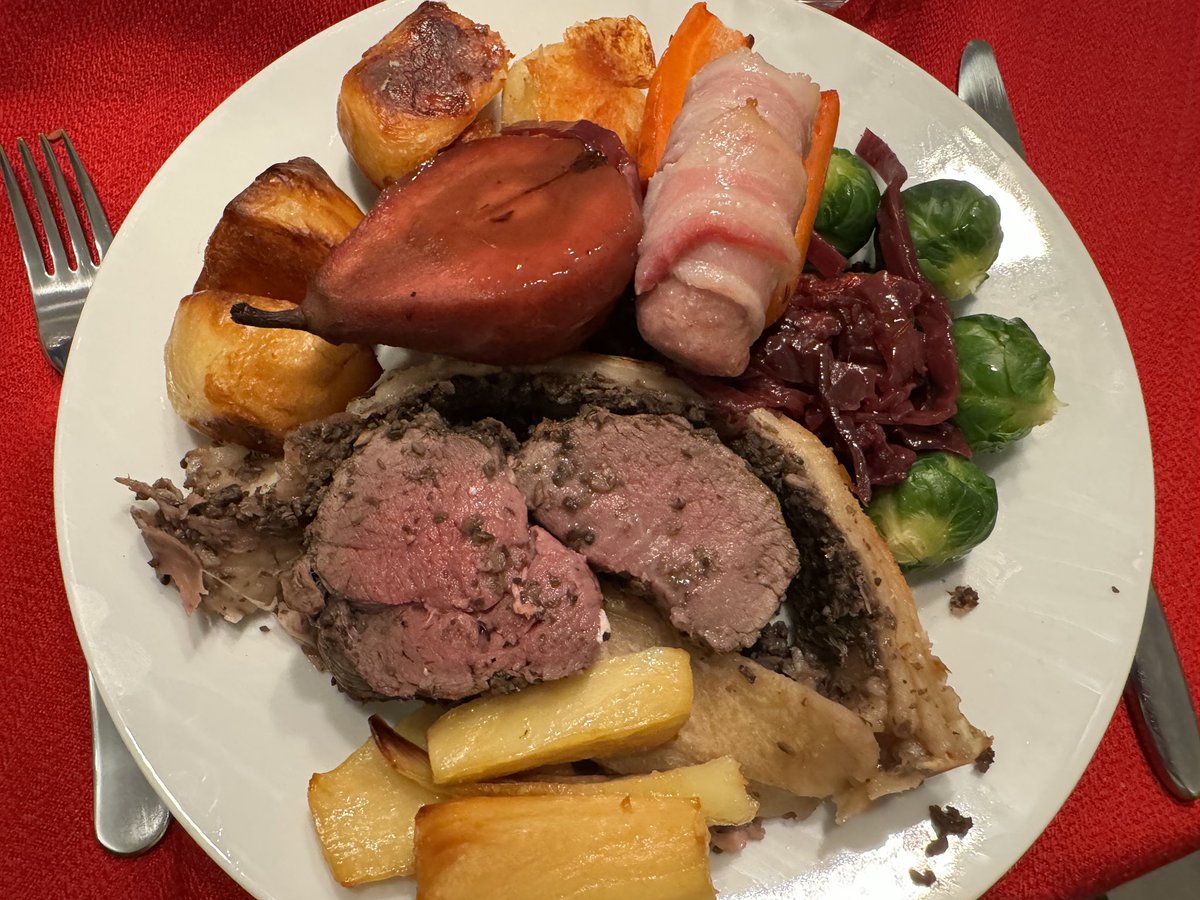 Boom!

One perfectly cooked venison Wellington! I hope we have done @girlbutcher proud of this beautiful cut of meat!

Now need to lay down as I’m in a food coma