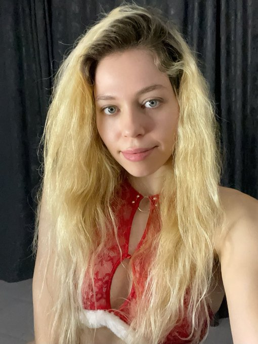 Christmas is magic https://t.co/2kS6wPlraB