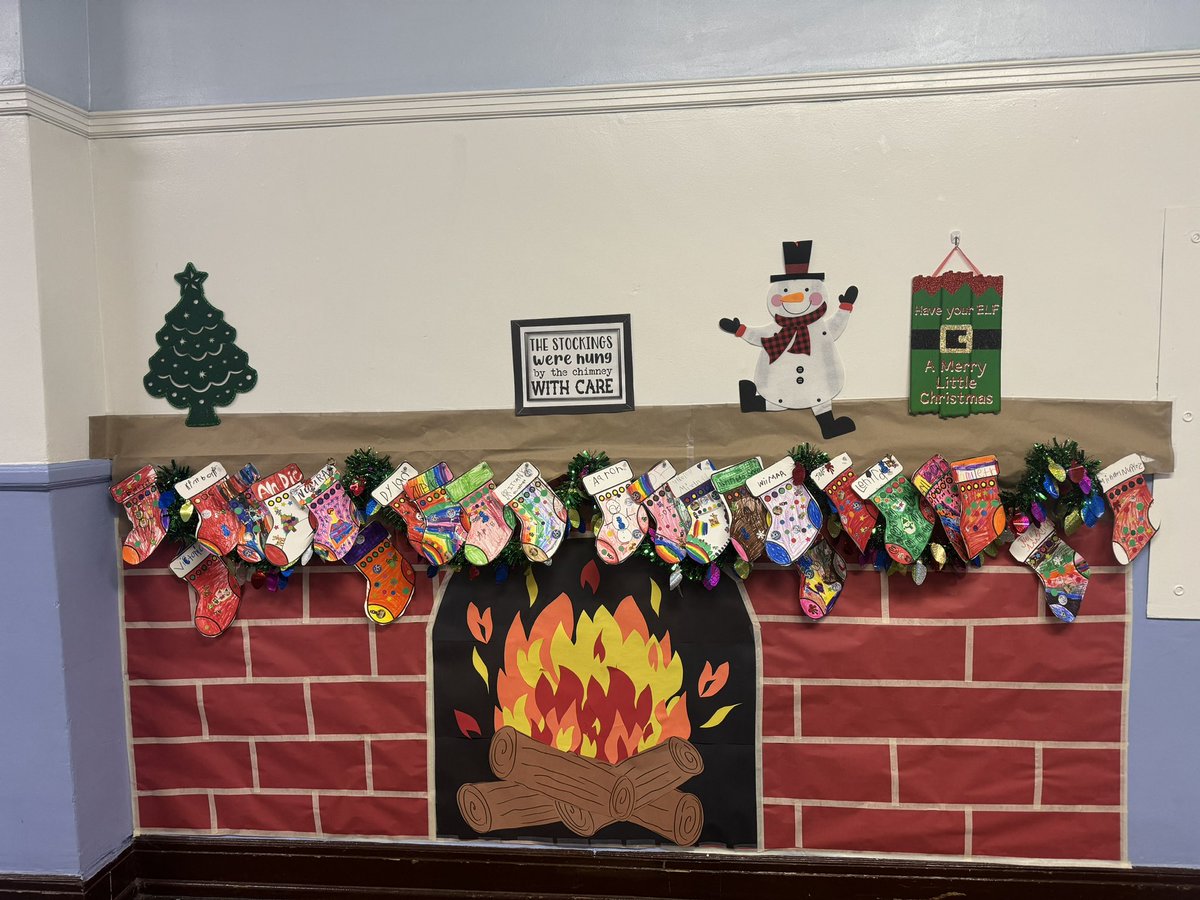 Happy Holidays to all our Husky community. We especially want to thank those that donated gifts to our families. It is truly a community gesture and shows the spirit of generosity <a href="/advocatehealth/">Advocate Health Care</a> <a href="/sky_fitness/">Sky Fitness</a>
@galterfitness