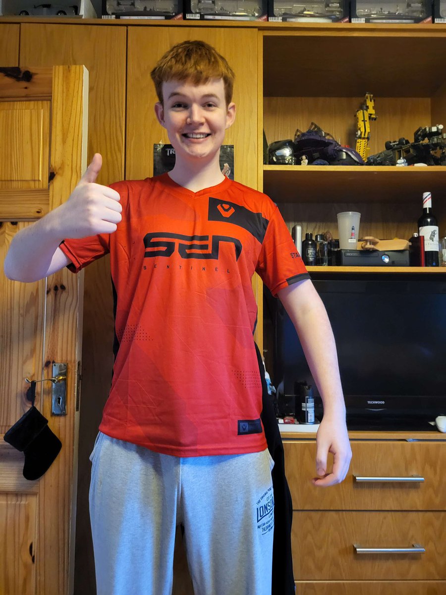 Connor tweet media