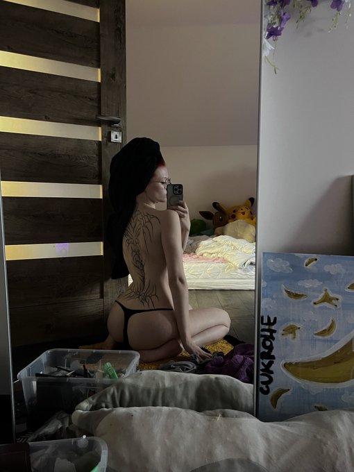 How do u like my back tattoo? https://t.co/WTidbVjsjh
