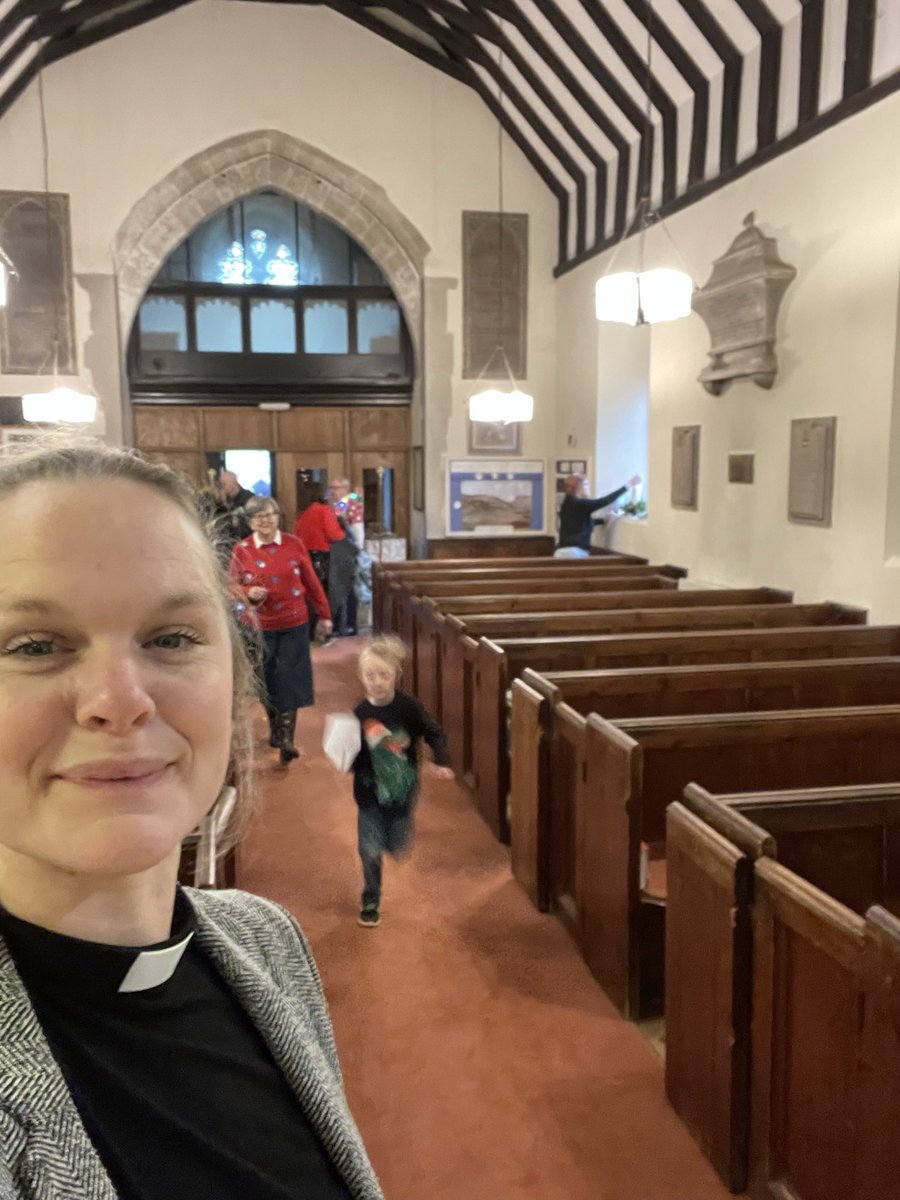 This was me 15 mins before today’s service. By 10am we were standing room only. Such a warm and open congregation, mostly non-regulars, nodding away to my fairly mediocre sermon. Parish ministry is such a privilege. And God is good all the time.🌲❤️