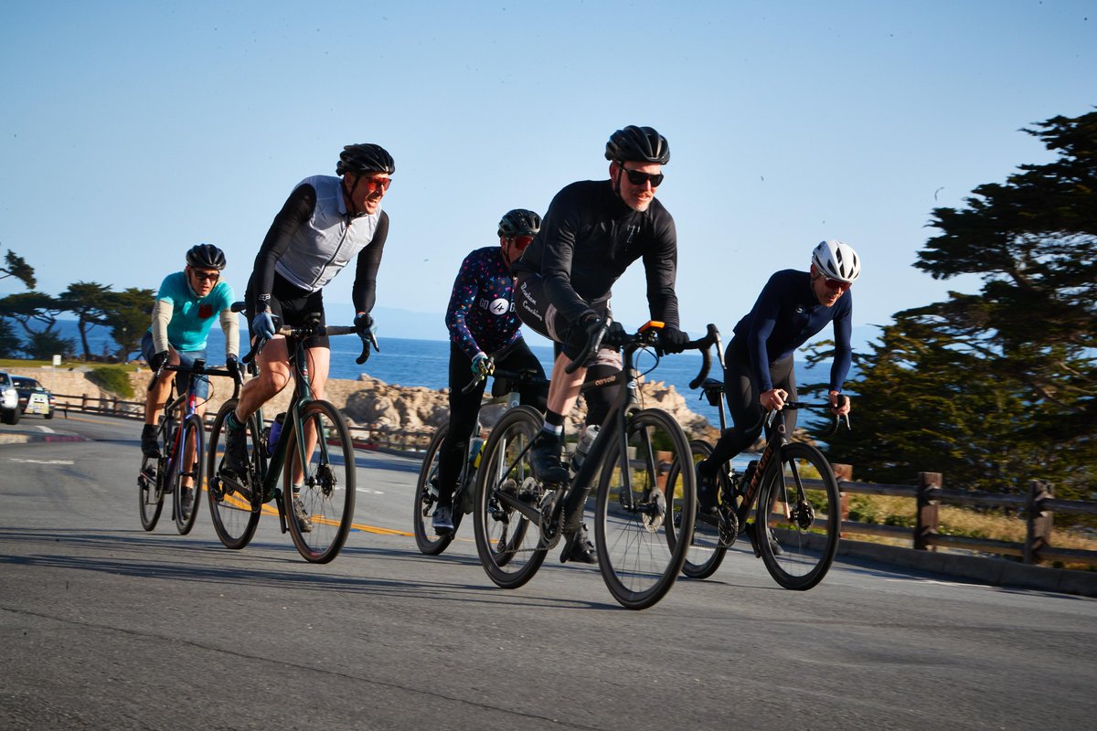 Sending waves of joy and holiday cheer your way from the Sea Otter Classic crew! 🌊🎁✨

#SeaOtterClassic #happyholidays #giftofcycling