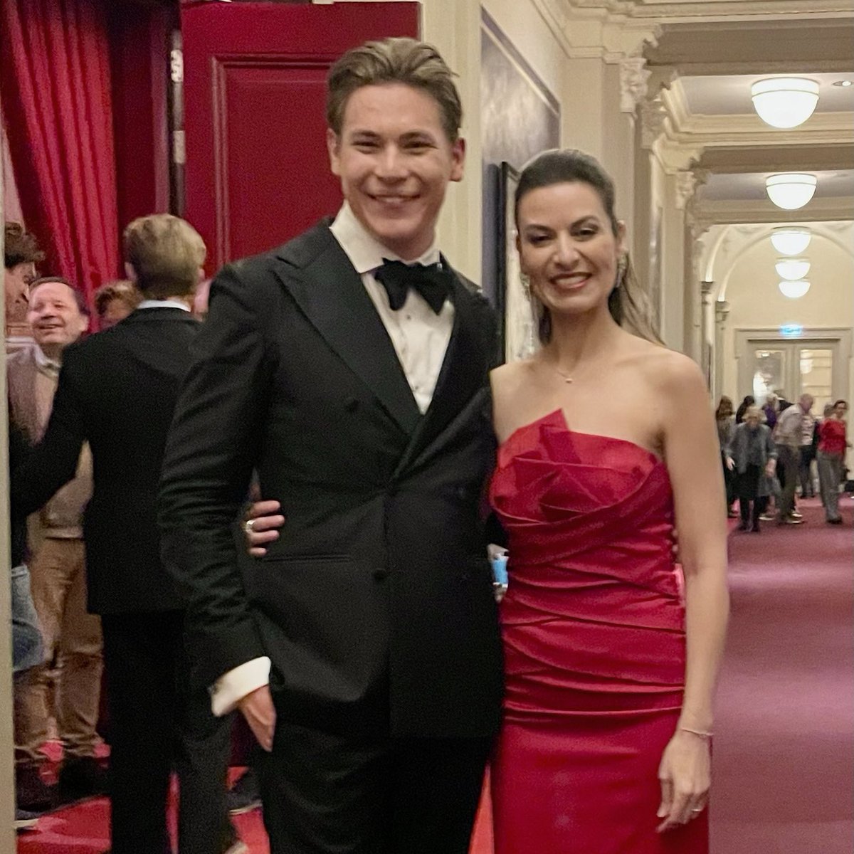 Chen Reiss (@chenreiss) on Twitter photo It was always a dream of mine to perform in the Christmas Matinee from the <a href="/Concertgebouw/">Het Concertgebouw</a> . I am so grateful I was able to do so today with Klaus Mäkelä the <a href="/ConcertgbOrkest/">Concertgebouworkest</a> w/ music by Fanny & Felix Mendelssohn. You can re-watch the live broadcast here:
mezzo.tv/en/Classical/K… It was always a dream of mine to perform in the Christmas Matinee from the <a href="/Concertgebouw/">Het Concertgebouw</a> . I am so grateful I was able to do so today with Klaus Mäkelä the <a href="/ConcertgbOrkest/">Concertgebouworkest</a> w/ music by Fanny & Felix Mendelssohn. You can re-watch the live broadcast here:
mezzo.tv/en/Classical/K…