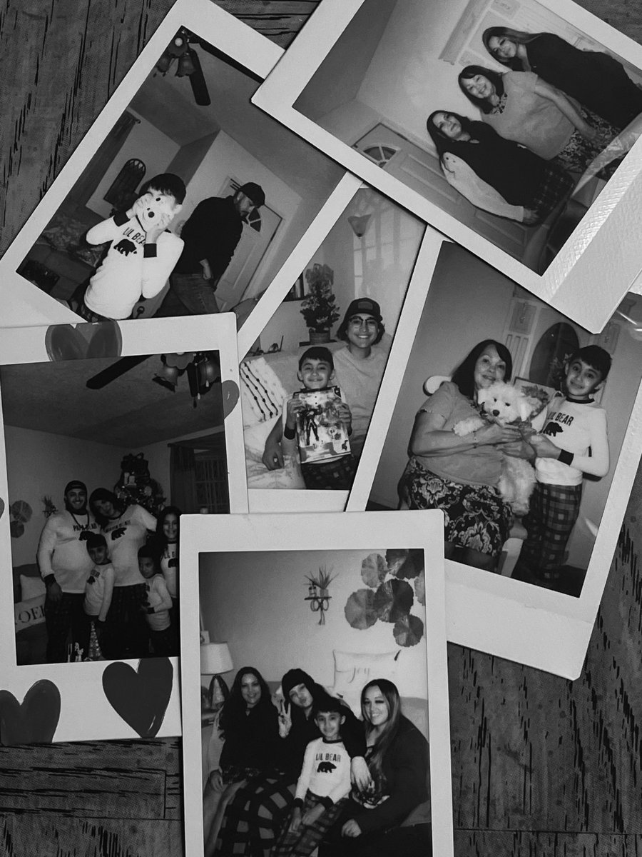 DannyBernalJr's tweet photo. Merry Christmas from my family to yours 🎄❤️ https://t.co/qNSE0ccwRz