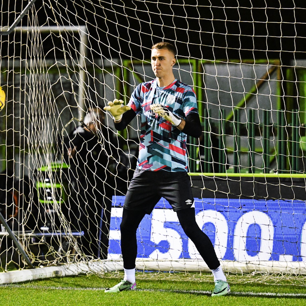 FGRFC_Official's tweet photo. Fancy a late Christmas present?🎁 

RT this post and follow @candriam for your chance to win one of our warm-up shirts!🔁

The winner last time out was @thesimongardner!👏

#WeAreFGR💚 https://t.co/I3OPhb5F4k