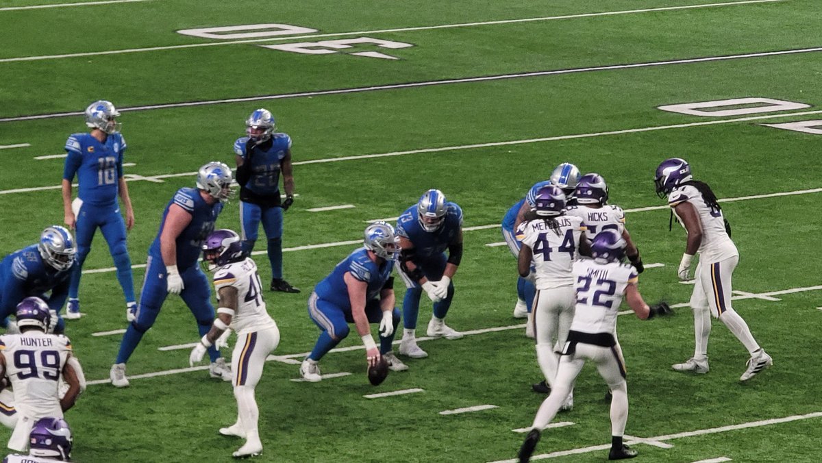 theearthstars's tweet photo. Votes 2x
#ProBowlVote @ivan_pacejr 
#ProBowlVote @DHunt94_TX 
#ProBowlVote @andrewdepaola 
#ProBowlVote @Espn_Jordan 
#ProBowlVote @NoExcuses_23 
#ProBowlVote @Cambeezy_ 
#ProBowlVote @JJettas2 
#ProBowlVote @chrisdarrisaw71 
#ProBowlVote @TheeHOCK8 
#ProBowlVote @harrismith22 https://t.co/PGdI2PK4ml