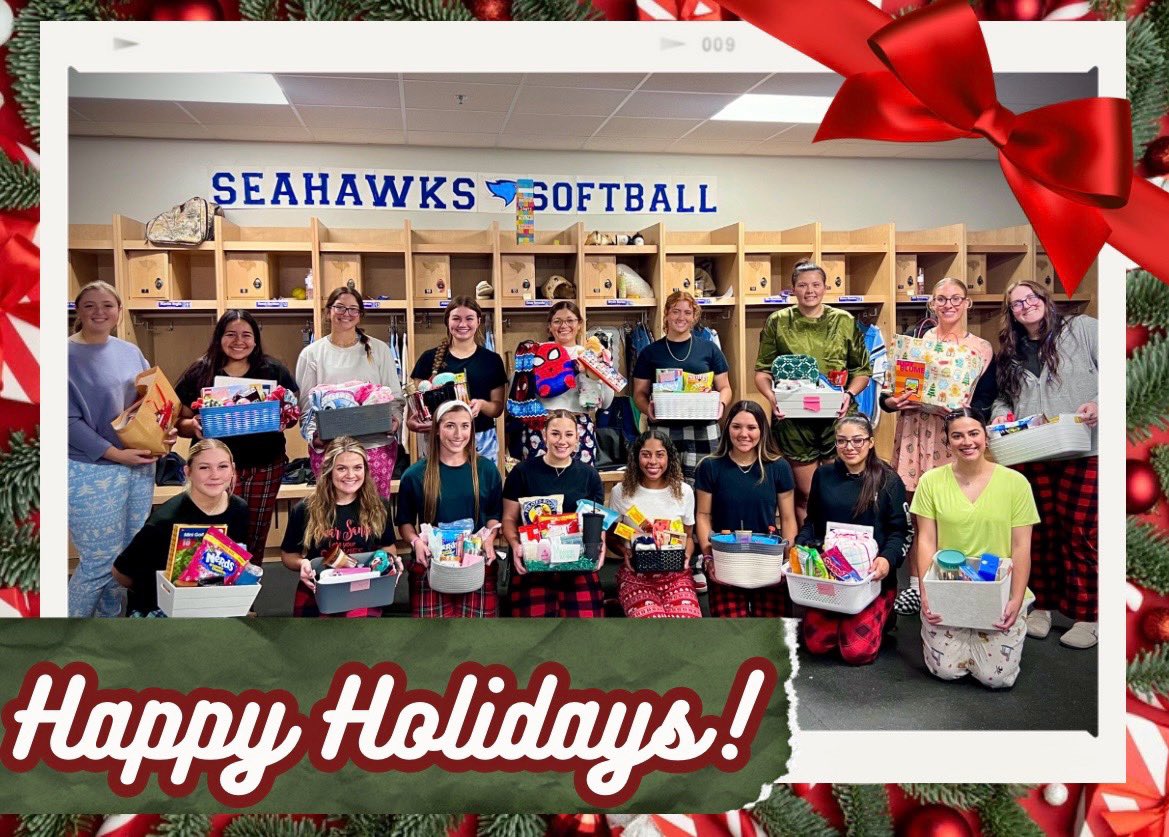 Happy Holidays from Seahawks Softball! 🎁🎄🎅🏼 #WingsUp👐🏼