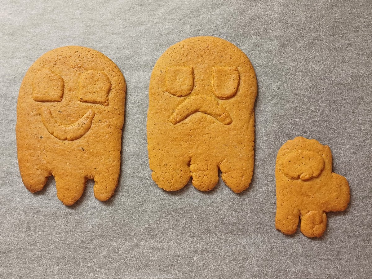 3void2's tweet photo. Made some gingerbreads, BEHOLD MY MASTERPIECES! #baking  #tadcjax #tadcpomni #freddyfazbear #AmongUs #autimcreature #noonecanstopme https://t.co/5O0S4fb6if