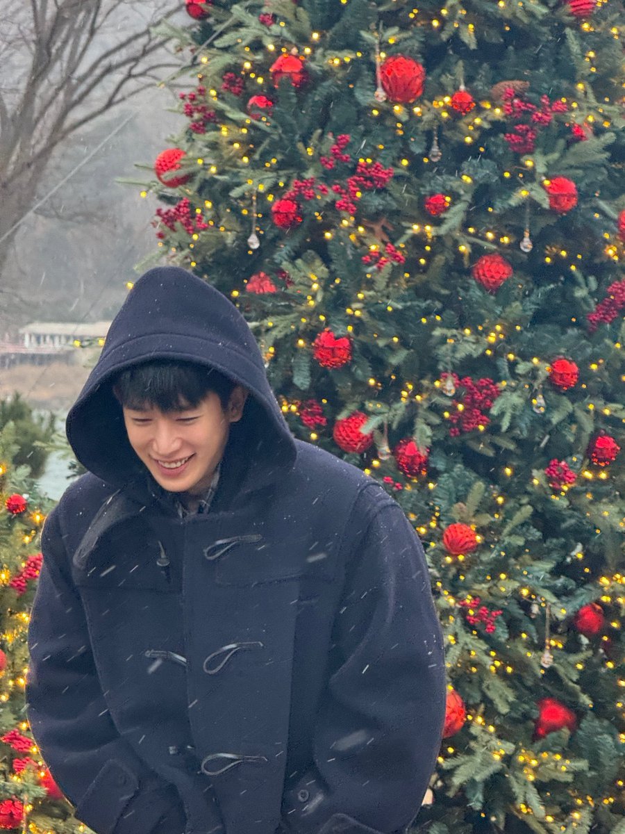 wnhpics's tweet photo. 231223 fancafe update https://t.co/C6wMjsacML