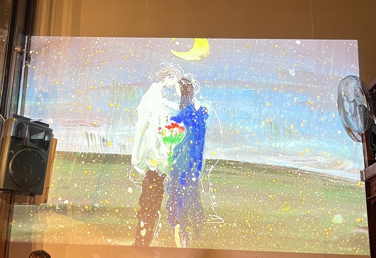 ebon_0's tweet photo. 凄い体験をしてきました!!絵を見る度に1曲ごとで体験した特別な感覚が引き起こされて､なんとも不思議な仕組みだと感動しました。バンドからも発せられるエネルギーや世界観に凄くのめり込んでいて、途中から放心状態でした。凄く楽しかったです!!またライブ体験したいなぁ🌙 https://t.co/EUISJsTDVR