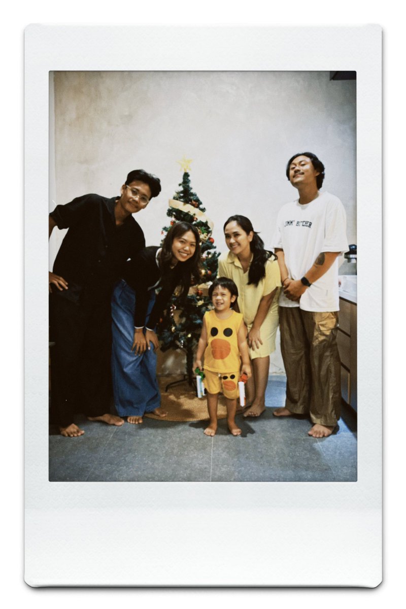 Merry Christmas all 🤏🏼✨🎄