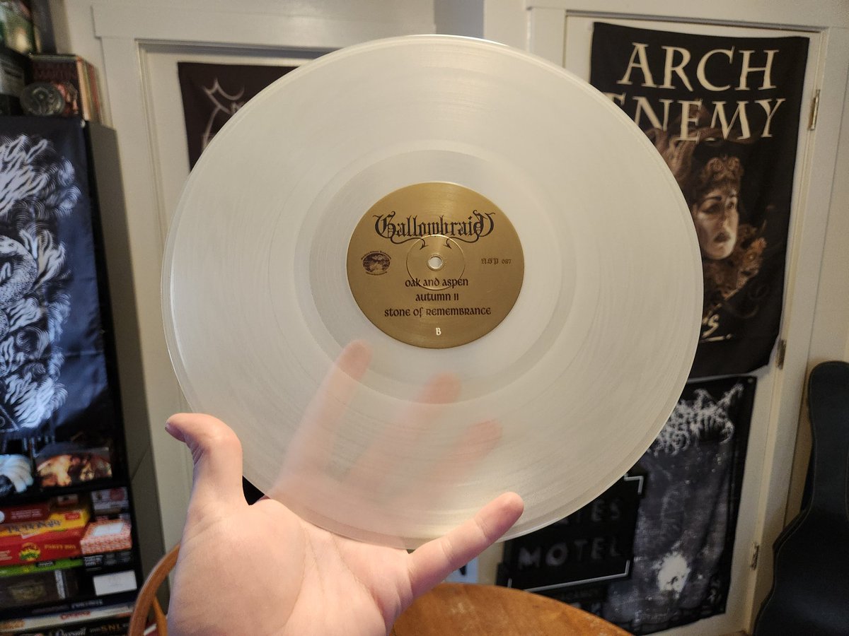 peartnoy's tweet photo. #nowspinning "Ashen Eidolon" by Gallowbraid. An absolutely classic EP. One of the best pieces of melodic black metal ever made and one of my favorites. A phenomenal debut from a vastly underrated artist. I desperately want to see new material. #gallowbraid #asheneidolon #vinyl https://t.co/kuNvnumF5v