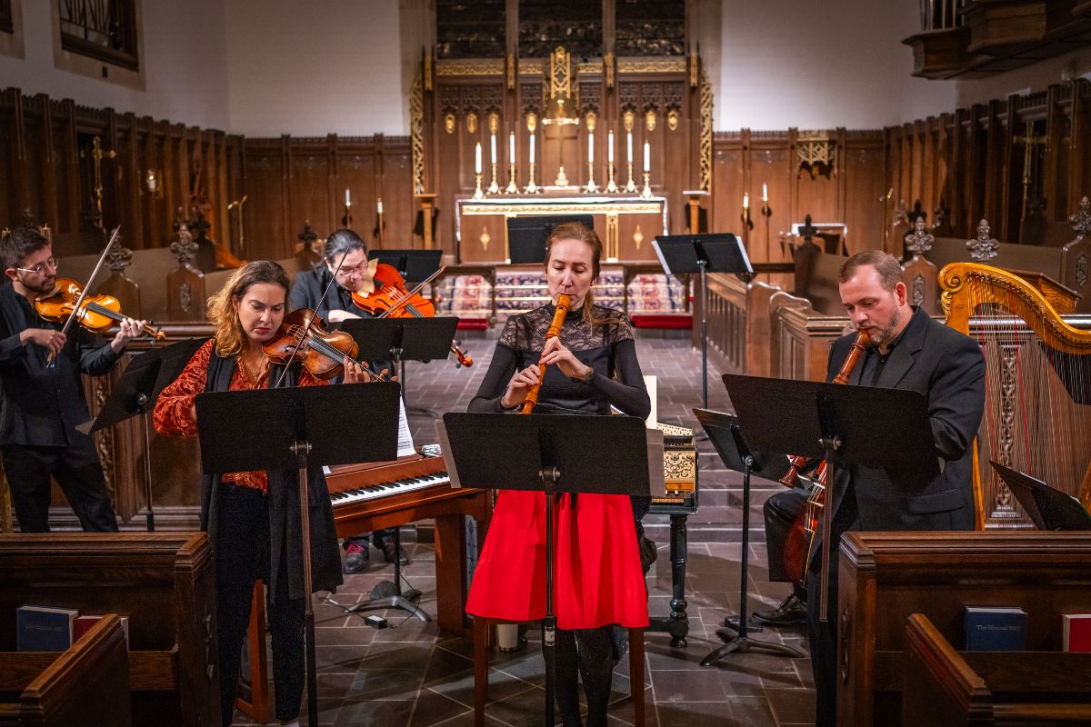 Burgers for Christmas? To show our gratitude for your support, we've tucked a gift into this newsletter. We hope it inspires you to make a donation to Lumedia Musicworks. Merry Christmas!
- mailchi.mp/lumediamusicwo…