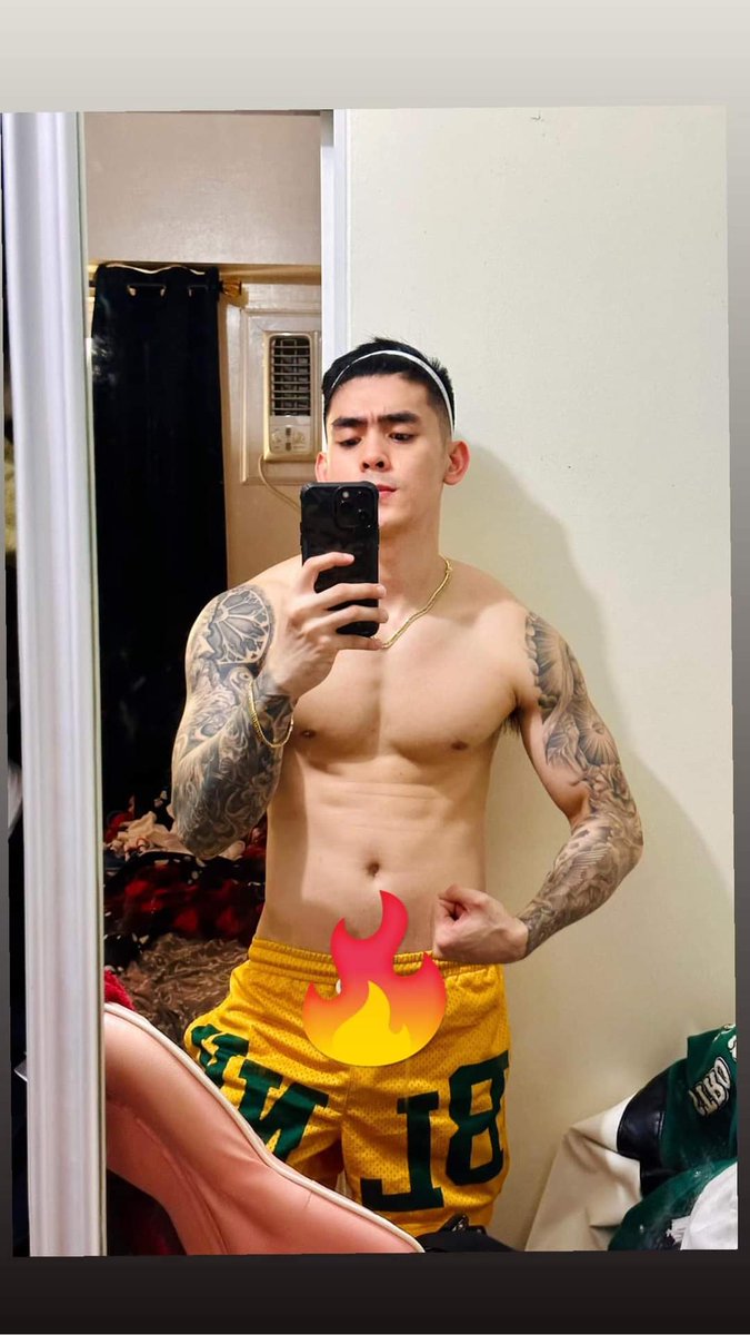 OfficialKenjie's tweet photo. Namamasko po late naba para ma subo moto ? Poging pogi titi ko !

Gusto mo ba ma aubo titi kong mas pogi pa sakin ? Like and repost and comment done ✅.

Available until December 30 !
Telegram: @kenjielangdaks https://t.co/071s37fDay