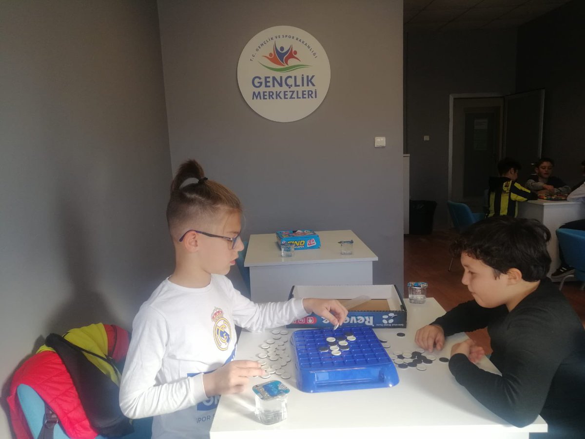 📍Beydağ
Salonumuzda bugünkü eğitimlerimizden ♟️🥌📚