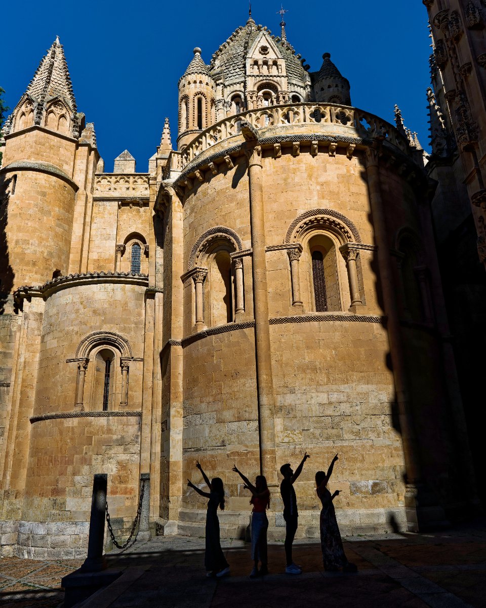 Revive la historia, siente nuestro legado 📚

#TurismoDeSalamanca #CatedralDeSalamanca #PatrimonioCultural