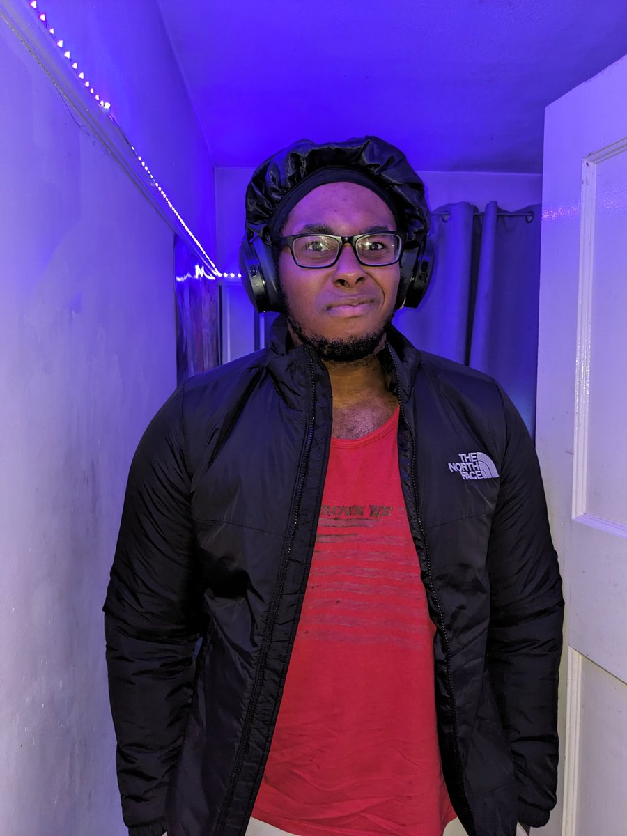 fishboxes's tweet image. Merry Fishmas. I hope everyone is enjoying time with their families, eating good foods and maybe getting some pussy.