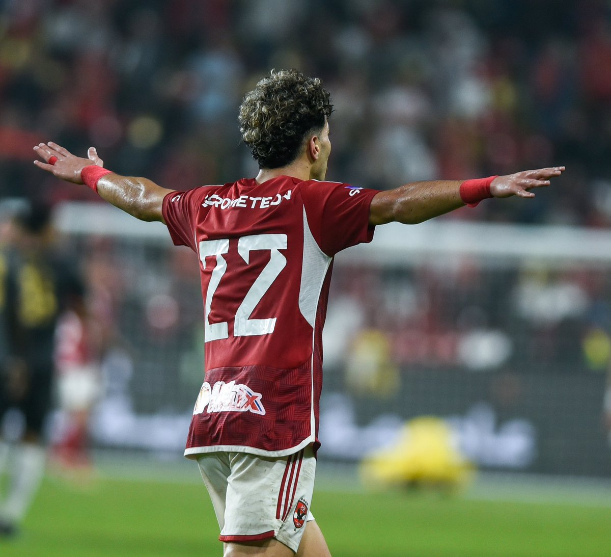 نتمنى لكم أحلام سعيدة 😘