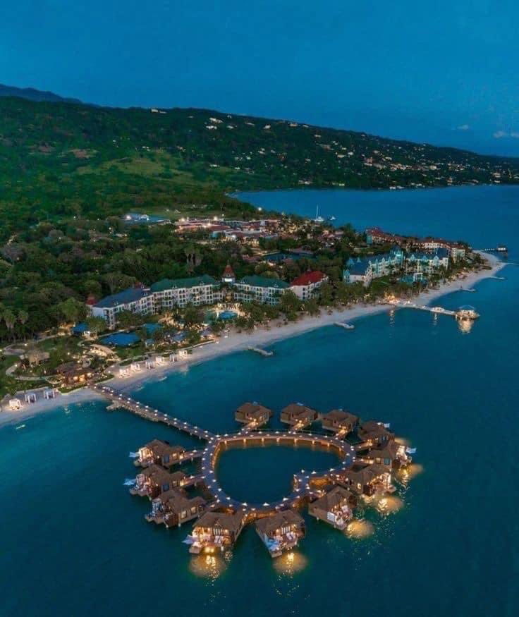 jamaalwvetose's tweet image. Manifesting Sandals Resort Montego Bay Jamaica with my person