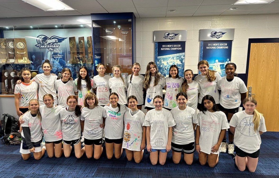 Happy Holidays from our basketball family to yours!!!