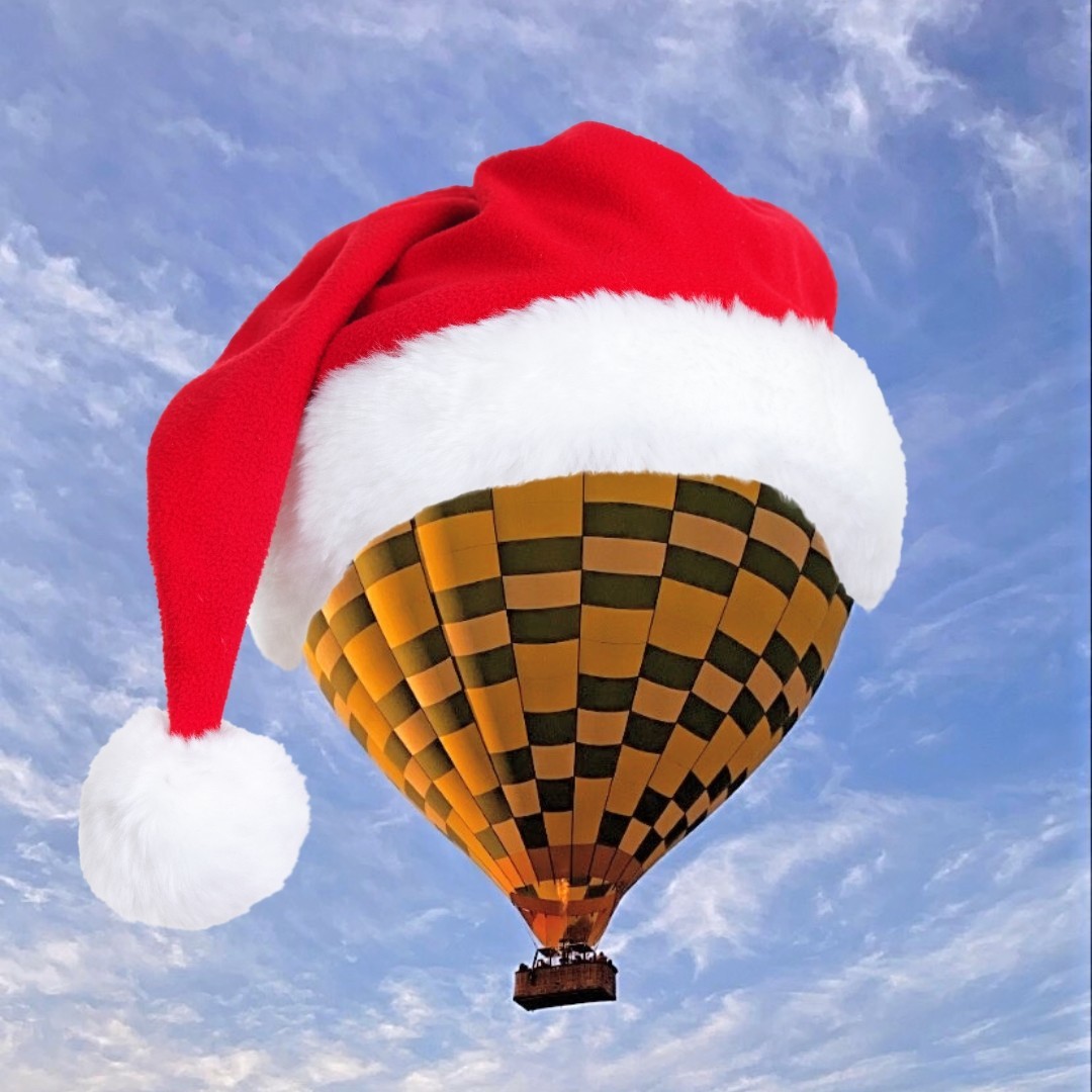 BATVNAPA's tweet photo. #MerryChristmas and #HappyHolidays from all of us at Balloons Above the Valley! 🎁🎄🎅 https://t.co/5hUFxHVxMN