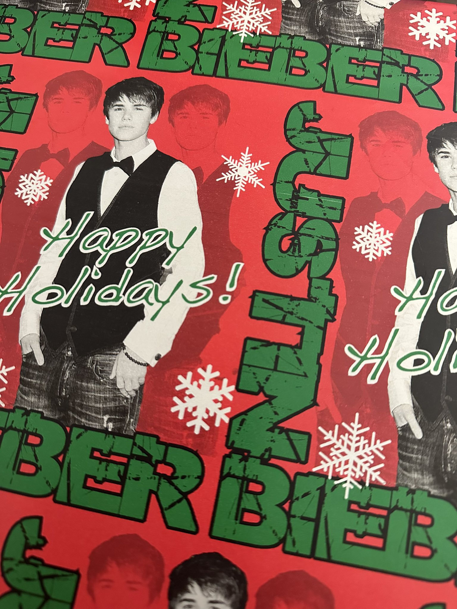 Justin bieber wrapping paper deals