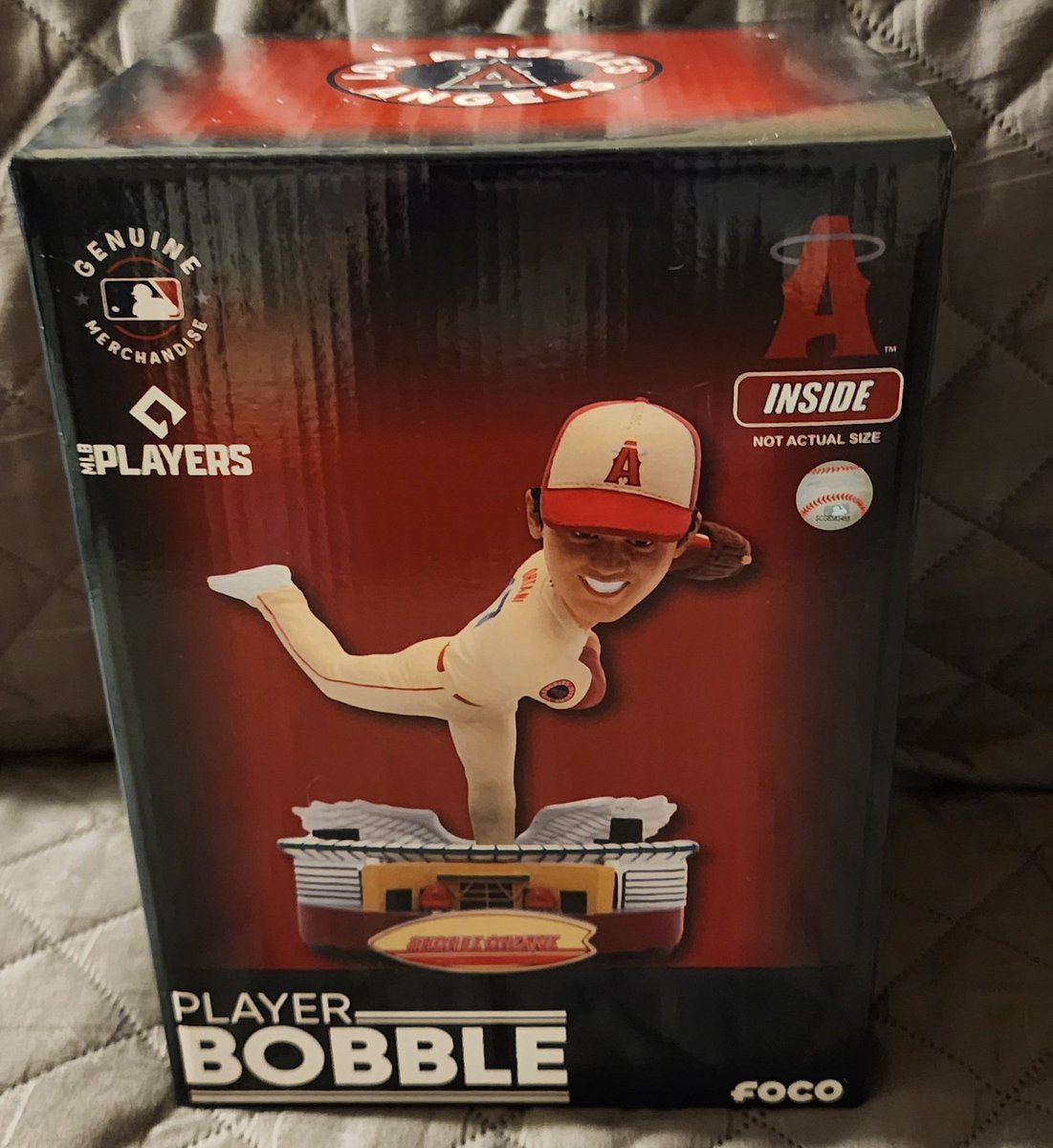 CHRISTMAS GIVEAWAY TIME

WINNER WILL GET THIS SHOHEI OHTANI CITY CONNECT BOBBLEHEAD!

TO ENTER
follow me
Like this post
Repost this.

Bonus way to enter in the replies