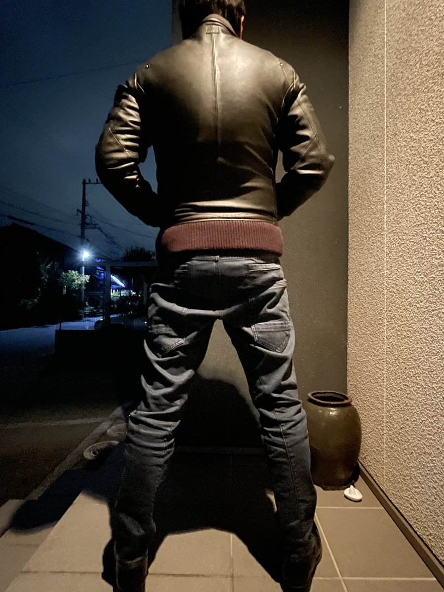 MIAKA_6gen's tweet photo. 今年最後のお買い物！！

レザージャケット、ブーツを今年初で着用できたから良し！！！！

全身G-STARコーデ
#gsrd #gstarraw #RAW https://t.co/yV5819vZuM