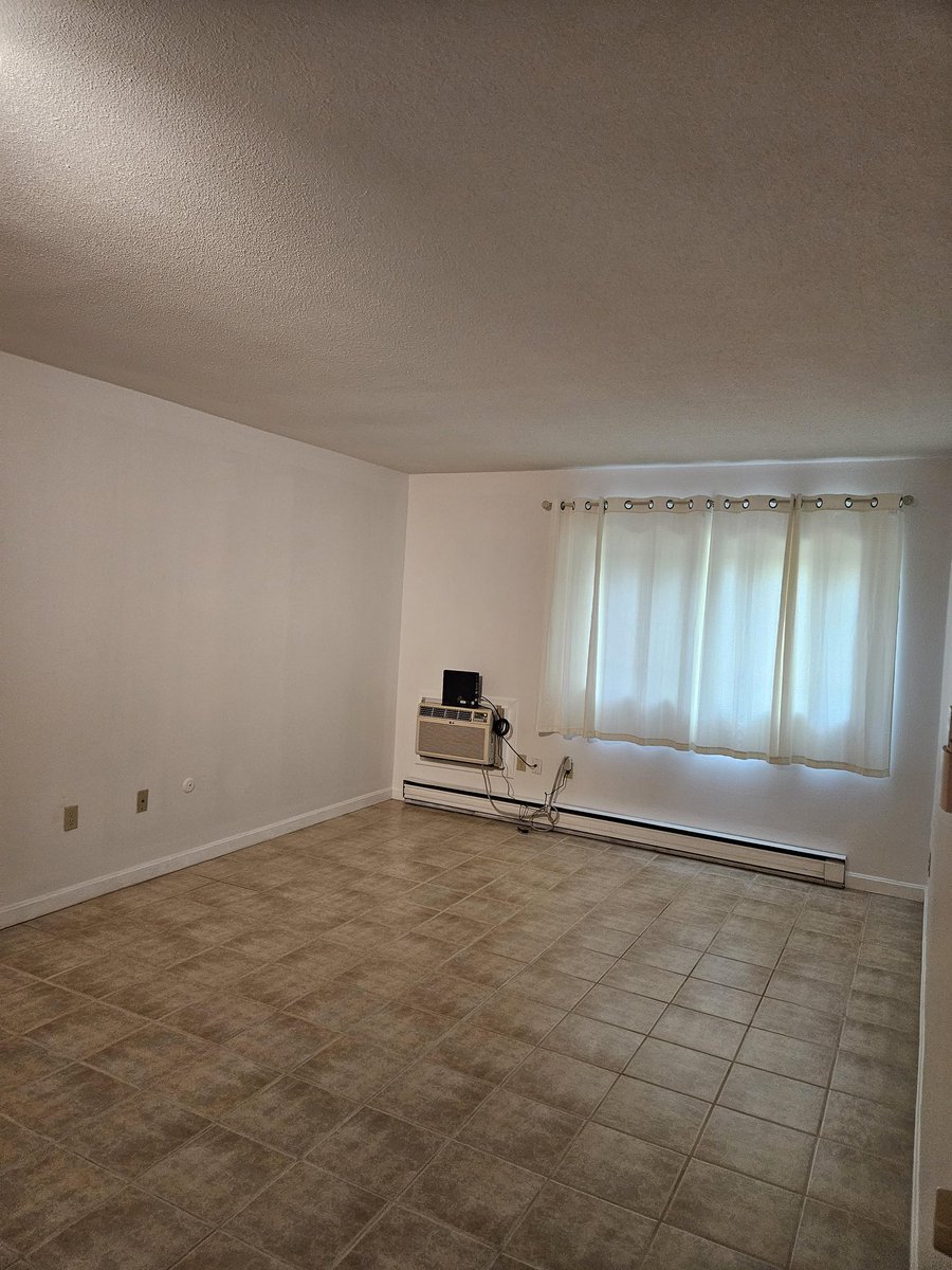 milk__ape's tweet image. Everything   Gone. even last can of Who Hash