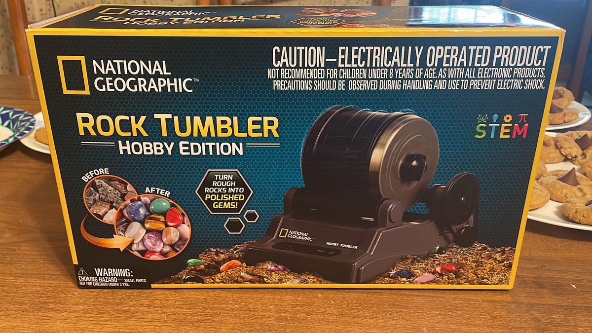 eliaswrite's tweet image. FINALLY TIME.