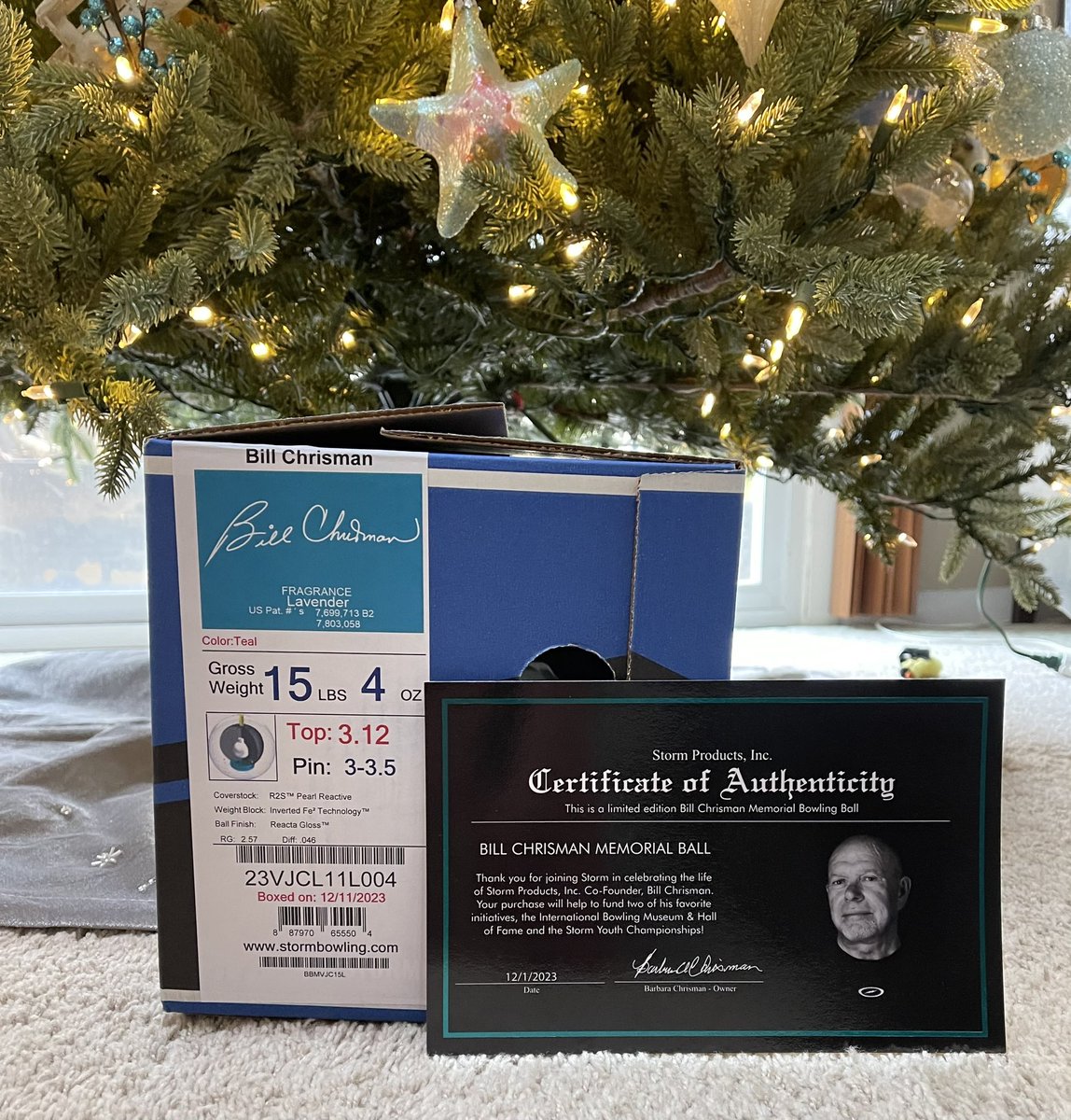 Nick____Brown's tweet photo. Merry Christmas, ALL! https://t.co/jKuzY4zGWm