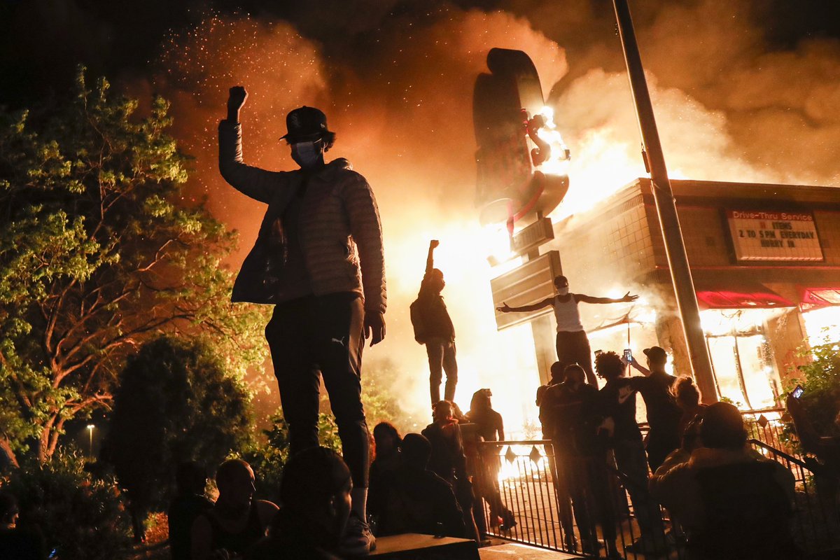 MAC_Arms's tweet image. Your side isn’t kind, you’re violent.
Your side isn’t compassionate, you’re hateful.
Your side isn’t generous, except with other peoples property.
Love isn’t something your side understands.
I can sum your side up with one picture.