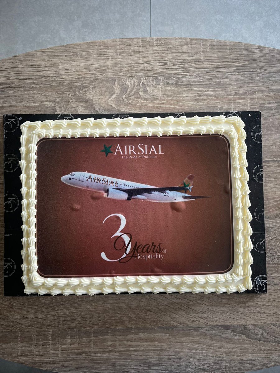 airsial's tweet photo. 3rd Anniversary Celebrations at Lahore Ticket Office!
#AirSial - The Pride of #Pakistan #PakistansMostHospitableAirline #3YearsofHospitality https://t.co/32b6U9frsk