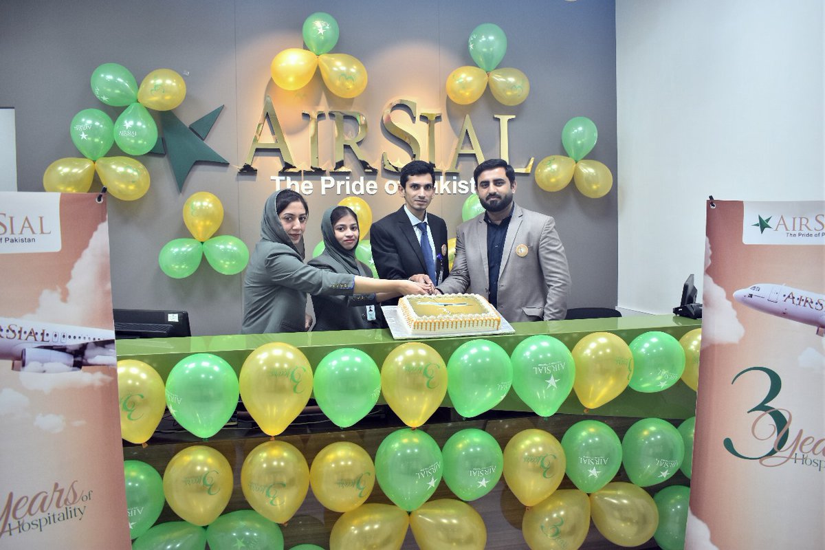 airsial's tweet photo. 3rd Anniversary Celebrations at Multan Ticket Office!
#AirSial - The Pride of #Pakistan #PakistansMostHospitableAirline #3YearsofHospitality https://t.co/gim7yJnejG