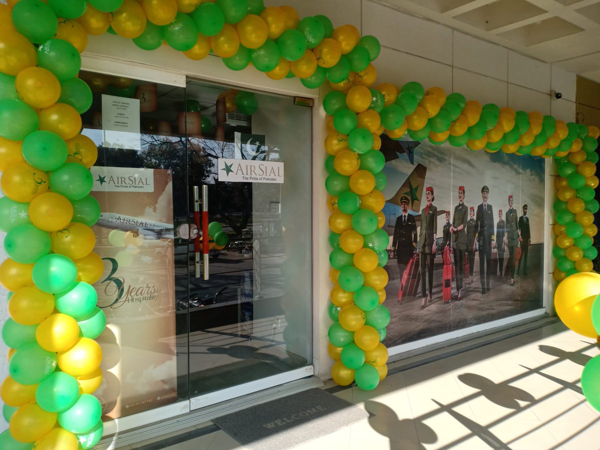 airsial's tweet photo. 3rd Anniversary Celebrations at Islamabad Ticket Office!
#AirSial - The Pride of #Pakistan #PakistansMostHospitableAirline #3YearsofHospitality https://t.co/qbdbaGuK39