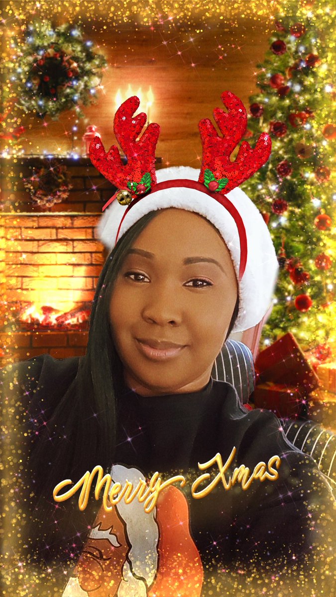 tiffany_shealey's tweet photo. Merry Christmas from my family to yours https://t.co/waMgEsMt0u