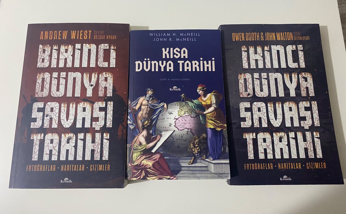 Yeni yıla hazırlığı tarih ile yapalım… 2024 yılı okuma açısından bereketli olur umarım. 

1- Birinci Dünya Savaşı Tarihi, Andrew Wiest, <a href="/selcukuygur/">Selçuk Uygur</a> 
2- İkinci Dünya Savaşı Tarihi, O. Booth &amp; J. Walton, <a href="/selcukuygur/">Selçuk Uygur</a> 
3- Kısa Dünya Tarihi, McNeills, <a href="/muhtaen/">M. Murtaza Özeren</a>