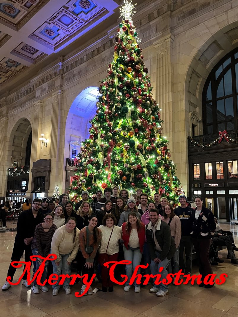 Merry Christmas from the Spire swim family!!!!
We wish everyone a safe and happy holiday season 🎄🥳
<a href="/USM_Athletics/">USM Athletics</a> <a href="/USMSpireWire/">Saint Mary</a>