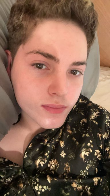 Merry Christmas 🎄 https://t.co/U1vwFAKDl6