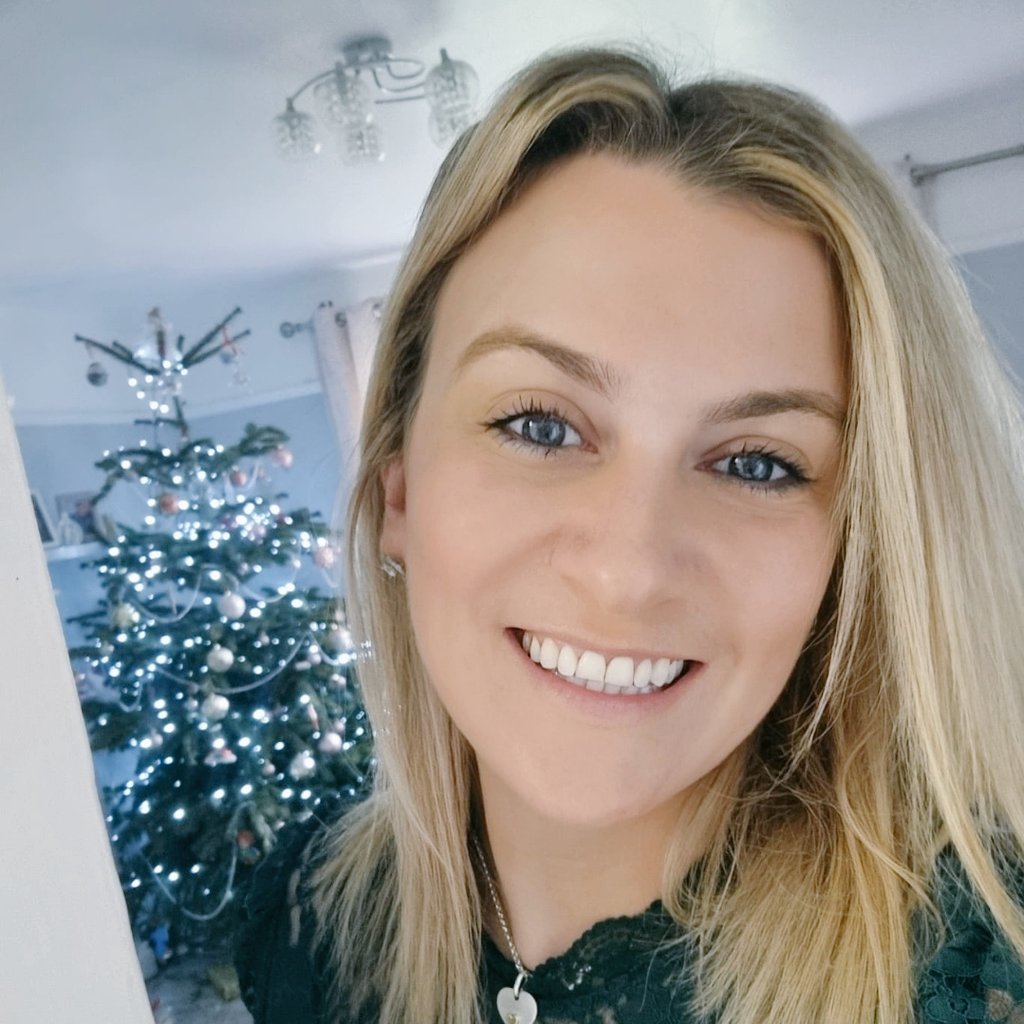 The Cockney in the Countryside 📖 👩‍🏫 tweet media