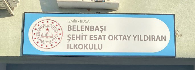 12 Eylül darbesi sonrası Diyarbakır Cezaevi İç Güvenlik Komutanı olarak yüzlerce insanı işkenceden geçiren, en az 30 kişinin ölümüne sebep olan ve insanlık dışı muameleleriyle özellikle Kürt vatandaşlarımızın hafızalarından silinmeyen bir insanın adını bir okula vermek kesinlikle