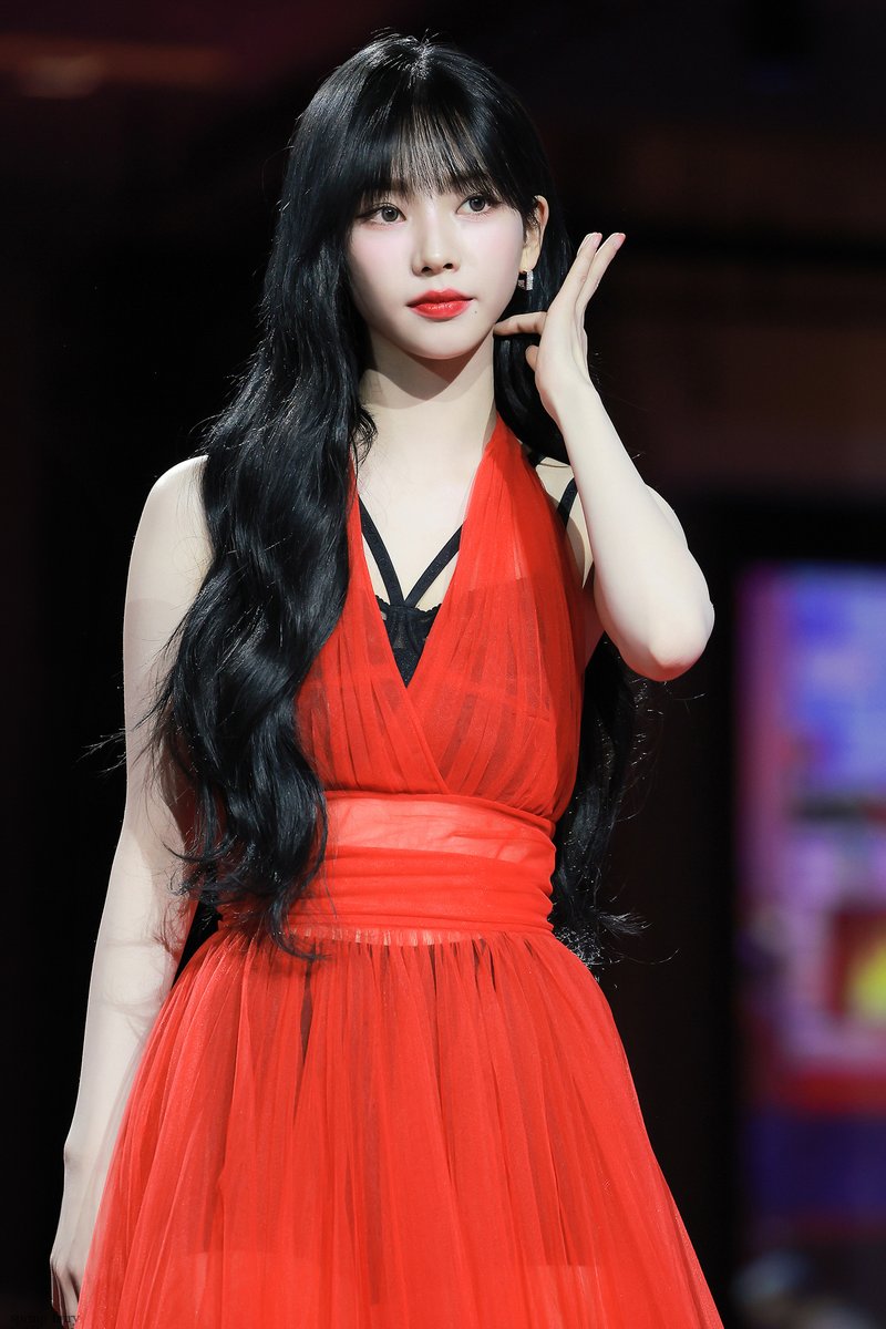 SpringFairy0411's tweet image. 231225
#aespa #에스파 #KARINA #카리나