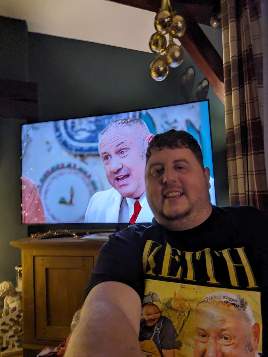 J_Frankling's tweet photo. My hero! 😊
@KBJWhitstable @siobhni @PotteryThrow https://t.co/A9Py6vsWHN