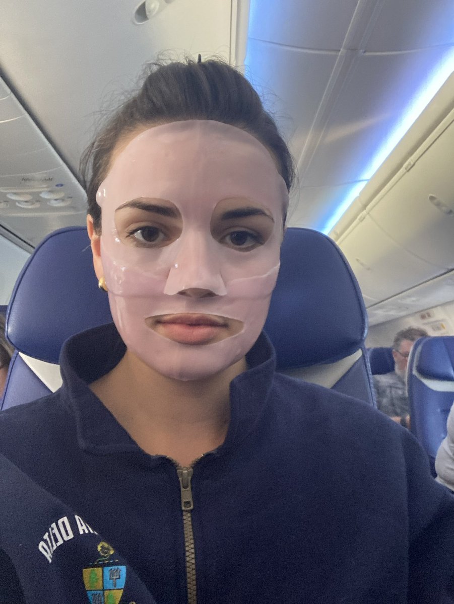 fIotsam's tweet photo. came out of the bathroom with this on and the flight attendants asked me for the brand (Loops) (feat. tri delt) https://t.co/IPXZokFidn