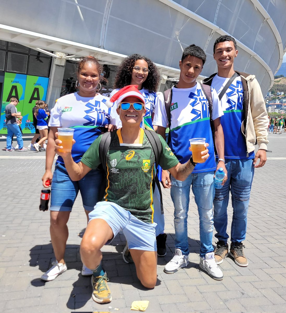 Arty_fact72's tweet photo. @castlelitesa Merry Christmas 🎅🎄🌟🔥🎁🥳 I emtered for #LiteSideOf7s but the competition just disappeared 🤣 @castlelitesa https://t.co/S1BbNIXsmP