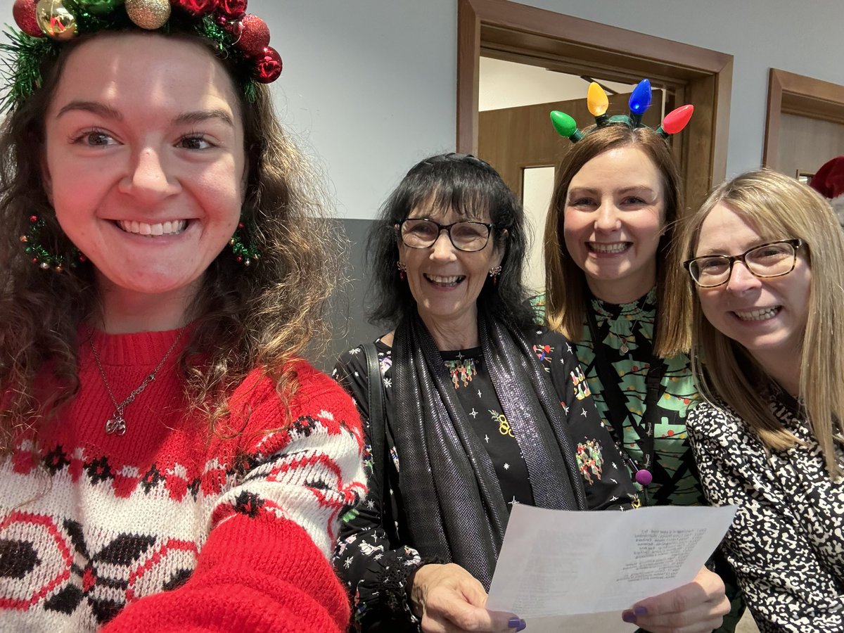 Happy Christmas to all our Clyde Valley pupils, staff and community! We hope you have a restful holiday filled with fun and happiness! 🎄✨