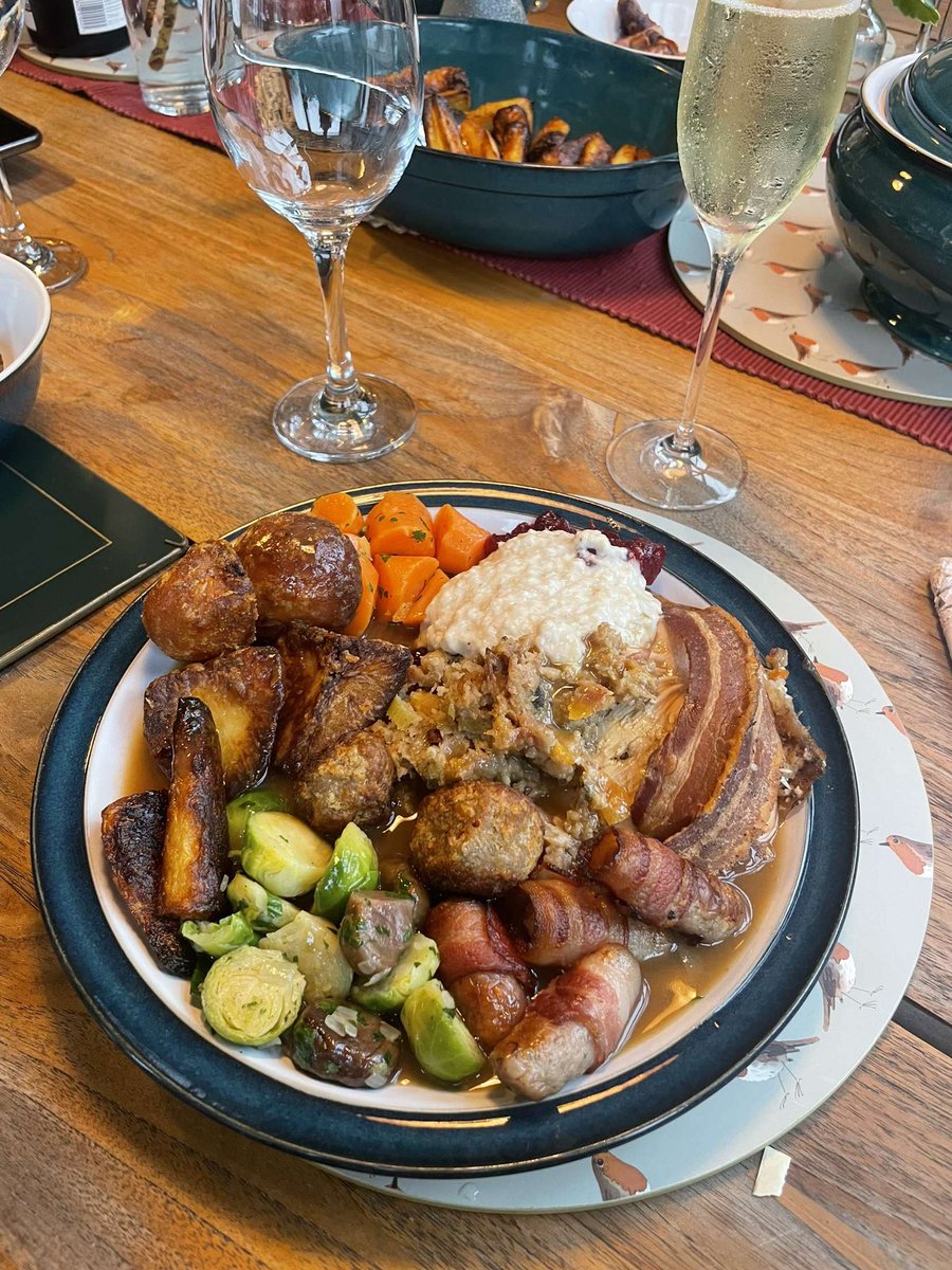 rangolover's tweet image. It’s a Very Merry Xmas for the Boys who’ve headed off home for the festive period! 
The lads kindly sent in pictures of their dinners: some belters, a questionable square plate and some radioactive looking cheese
Nonetheless, full belly’s and a well deserved break.
Merry Ratmas🎅