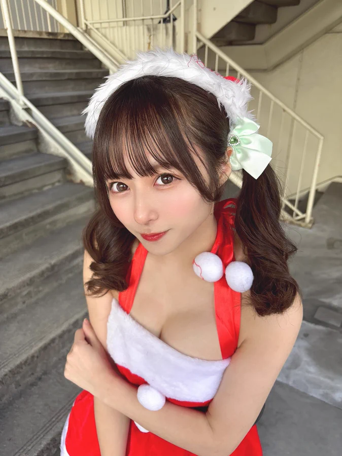 Asian girl Christmas costume